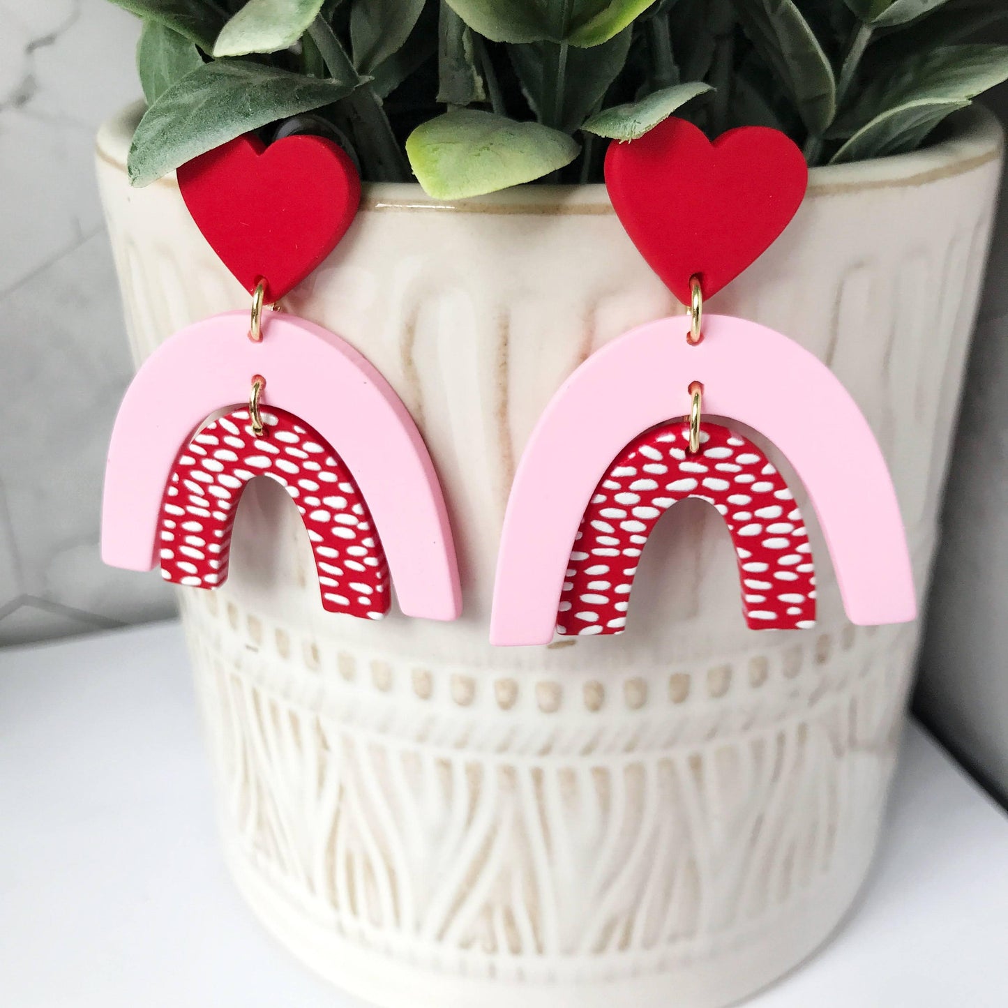 Some Love Over The Rainbow (pink/red) :: Acrylic Valentines Earrings