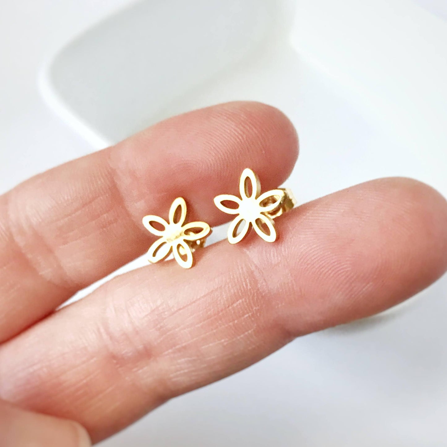 KellyMack.Co Gold Flower Point Stainless Steel Post Earrings